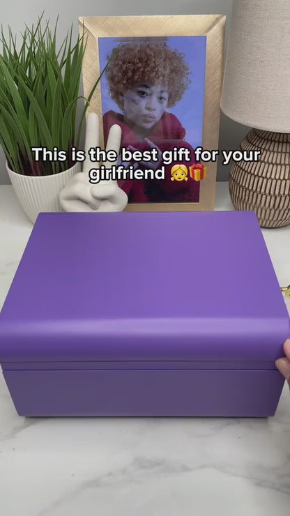 Zaza Stach Box